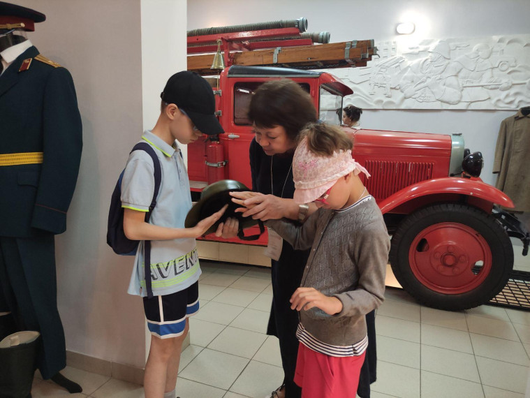 Ребята побывали на экскурсии в пожарной части города Ульяновска.